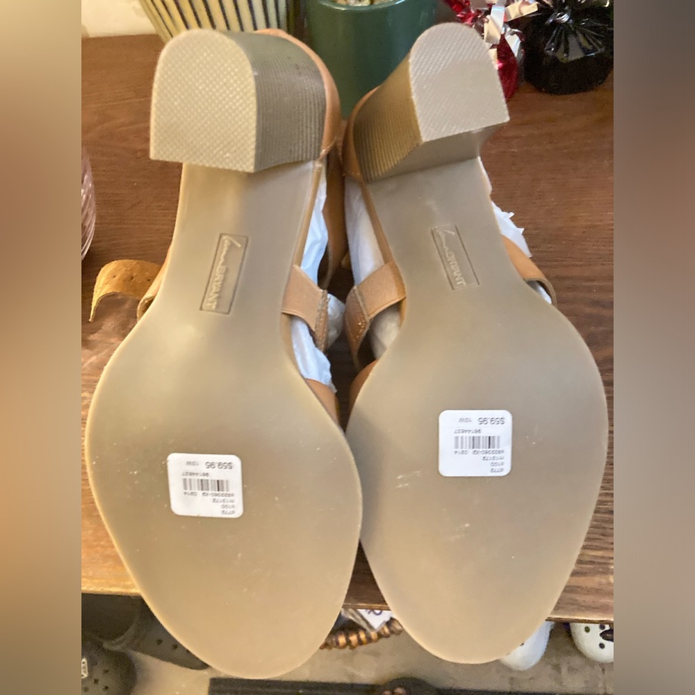 Tan Cage strap heels 10 wide - Picture 5 of 5